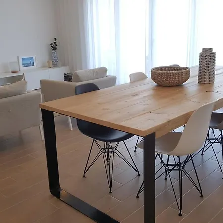 Lieve's House *